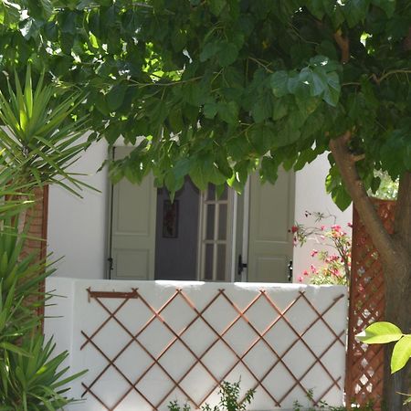 Anna George Studios Stafylos Exterior photo
