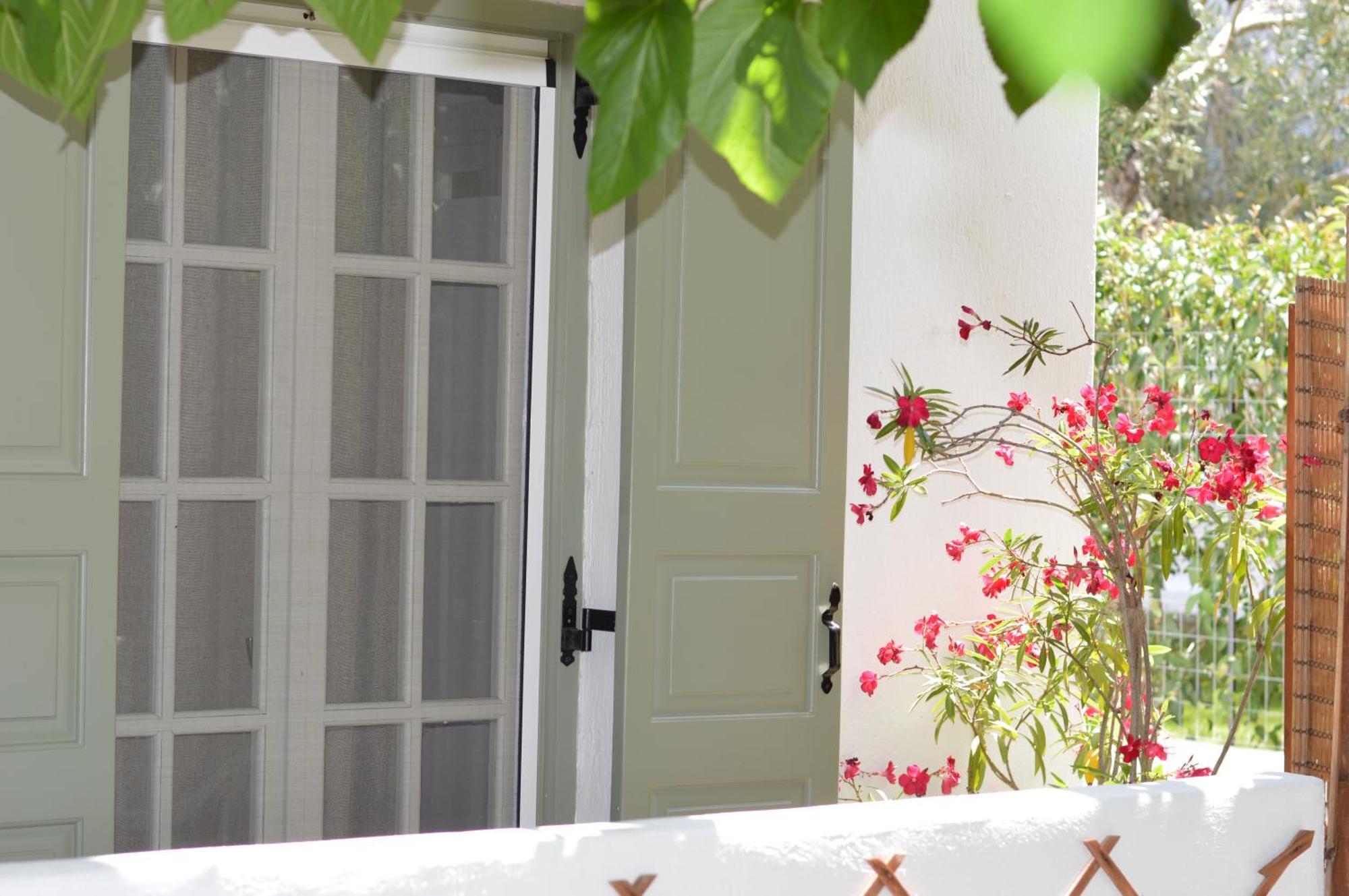 Anna George Studios Stafylos Exterior photo
